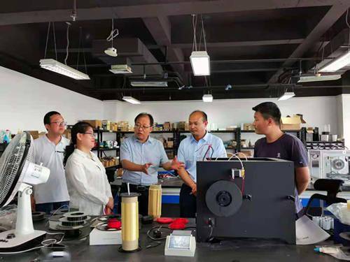渭南市科技局深入3D打印科技企业孵化器，精准指导高新技术企业申报